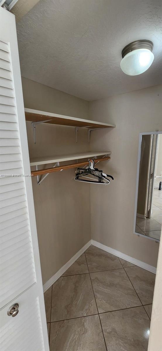 SUNRISE LAKES 139 CONDO - Residential