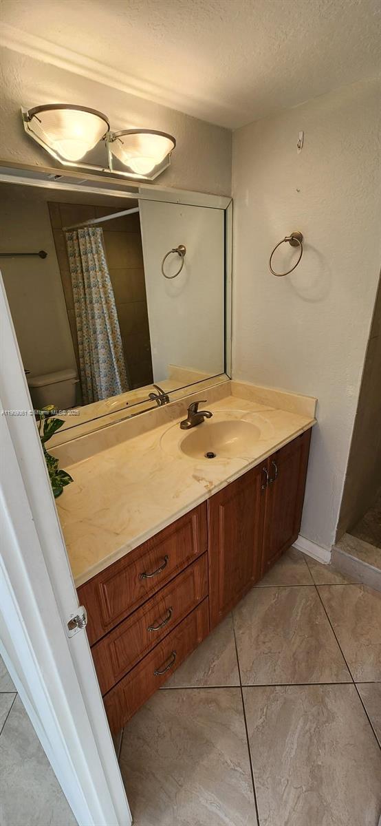 SUNRISE LAKES 139 CONDO - Residential