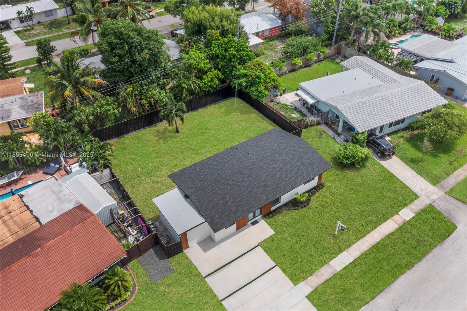 THE COVE - Residential