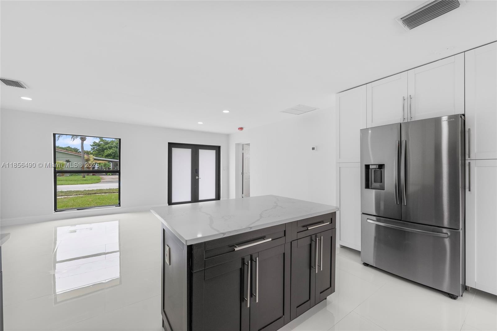 THE COVE - Residential