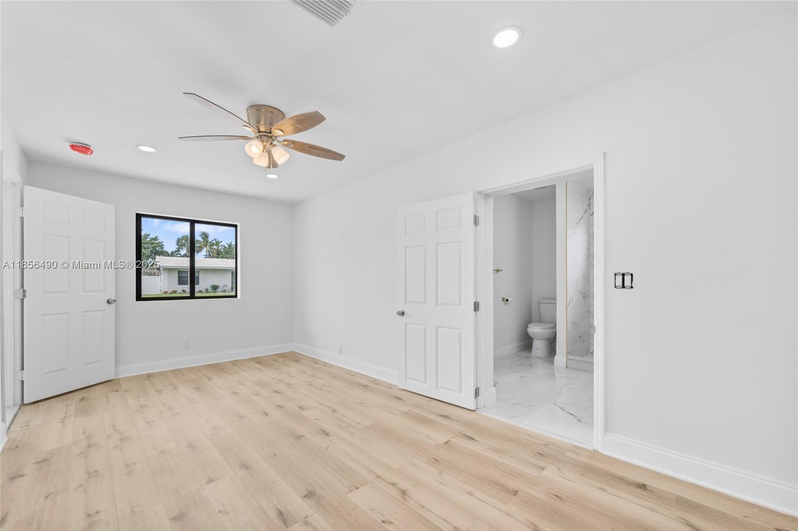 THE COVE - Residential