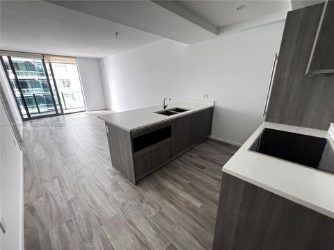 801 S Miami Ave 1906 Miami FL 33130