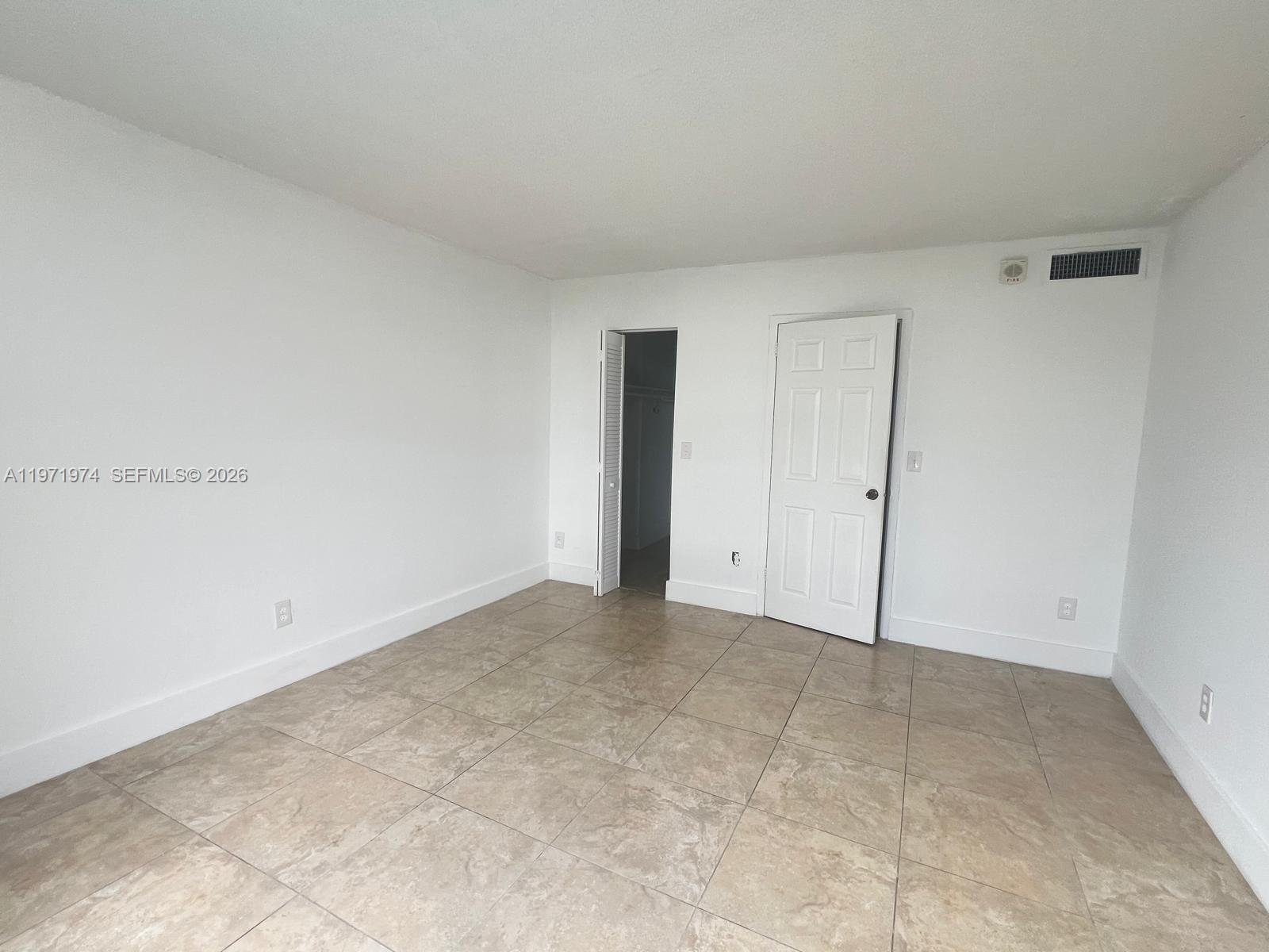 KEYSTONE TOWERS CONDO - Residential Lease