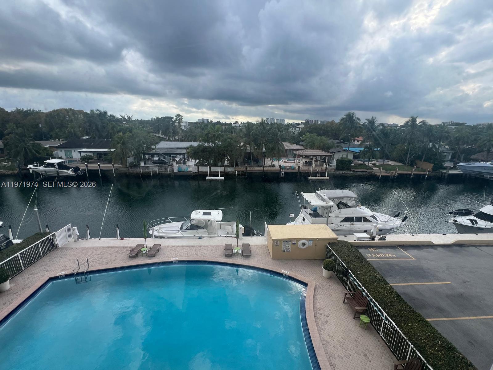 KEYSTONE TOWERS CONDO - Residential Lease