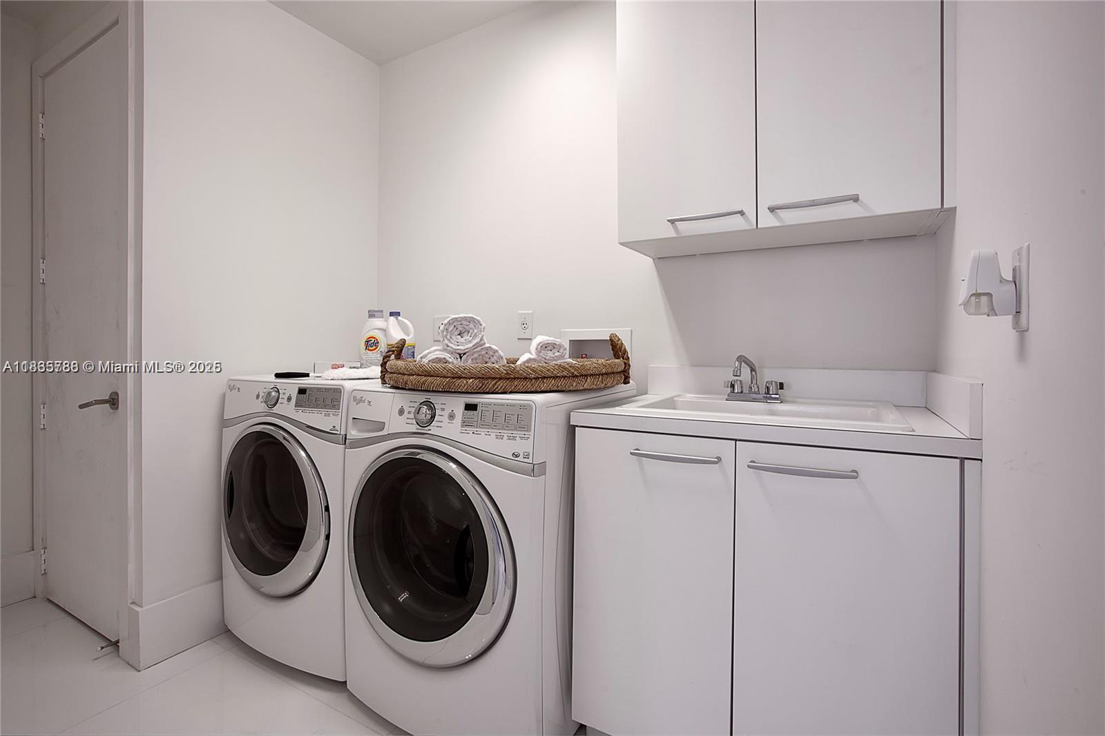 BELLINI AT WILLIAMS ISLAN - Residential