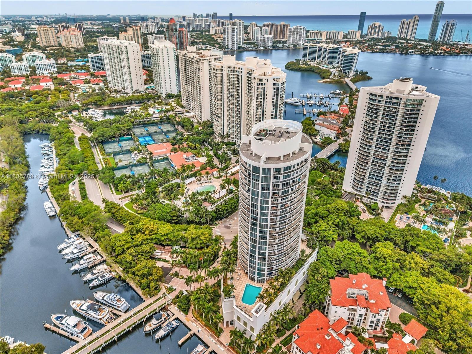 BELLINI AT WILLIAMS ISLAN - Residential