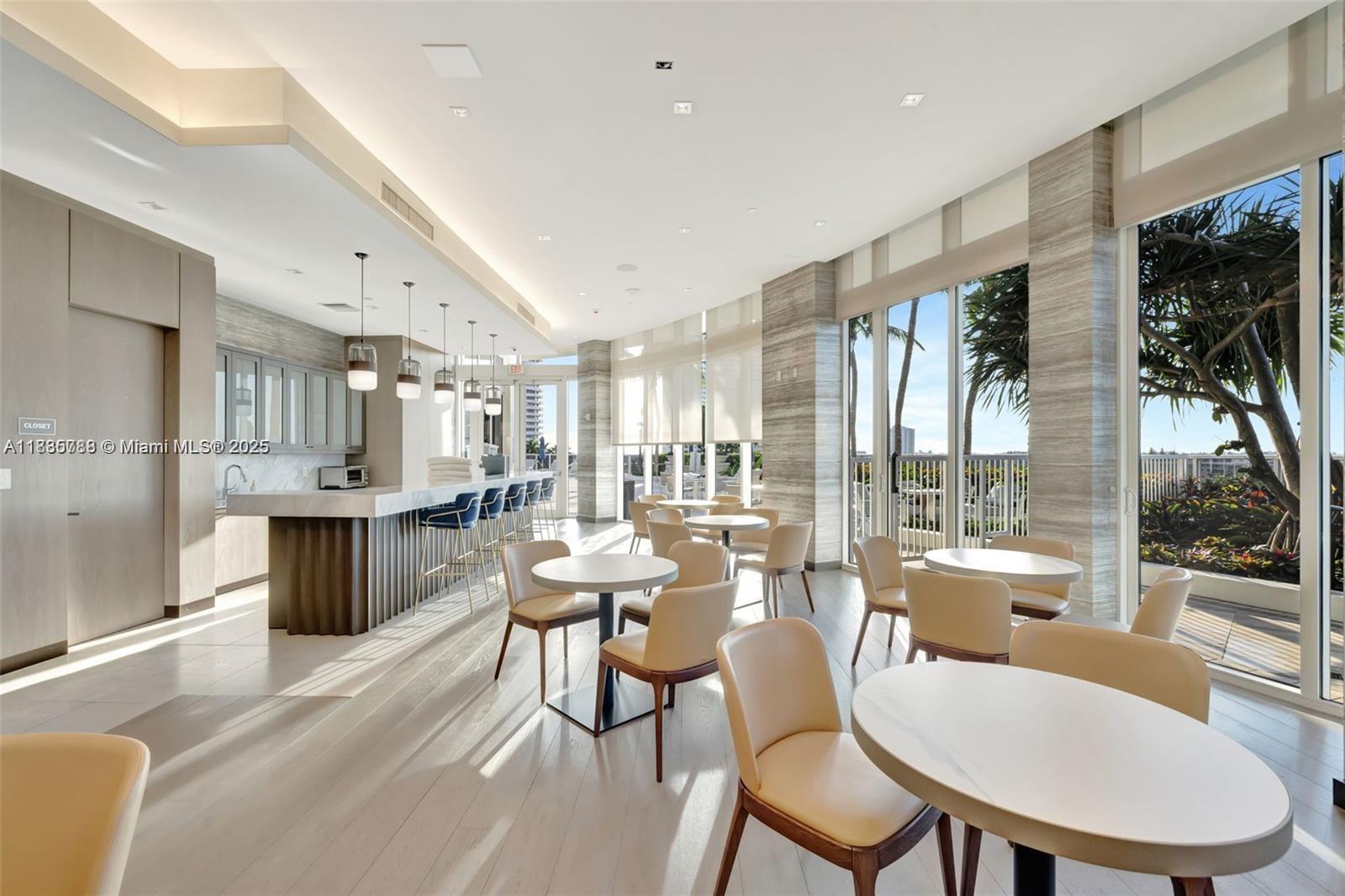 BELLINI AT WILLIAMS ISLAN - Residential