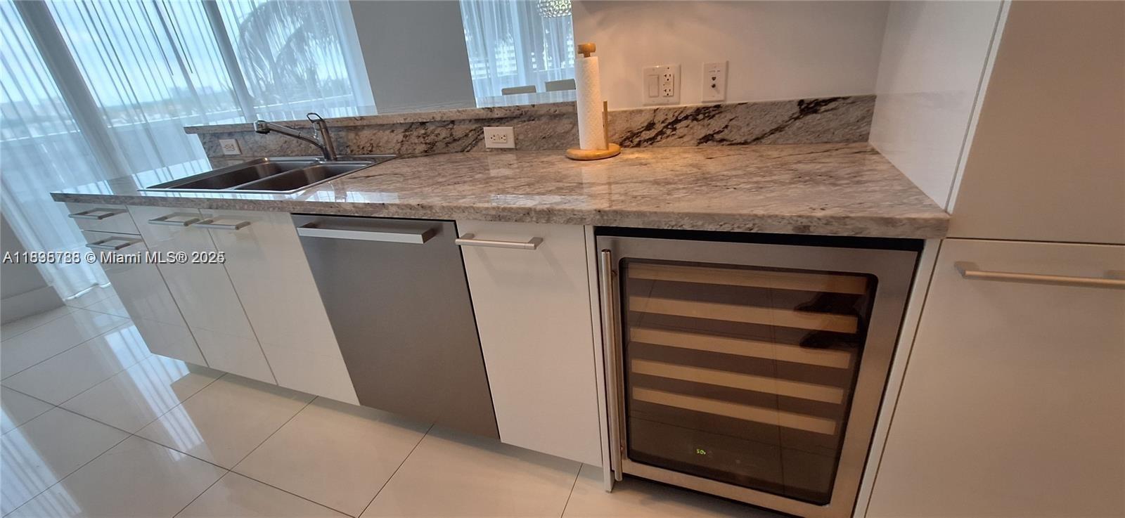 BELLINI AT WILLIAMS ISLAN - Residential