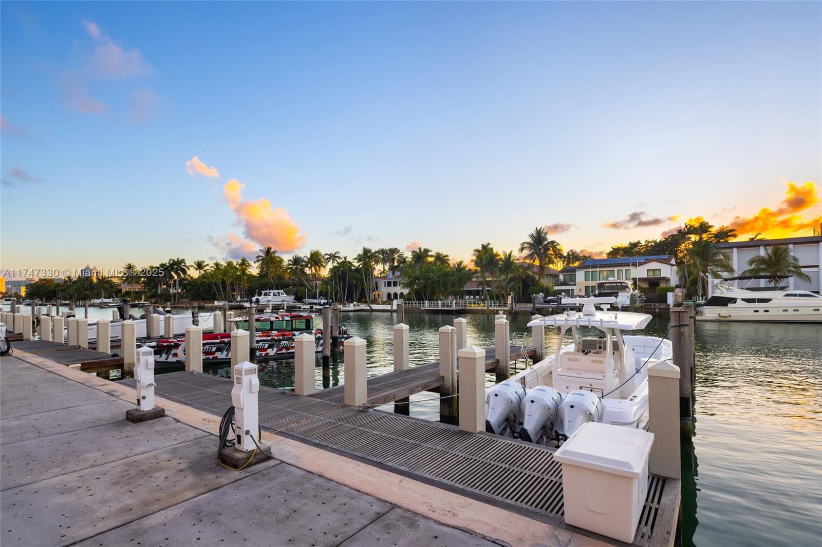 AQUA AT ALLISON ISLAND - Residential