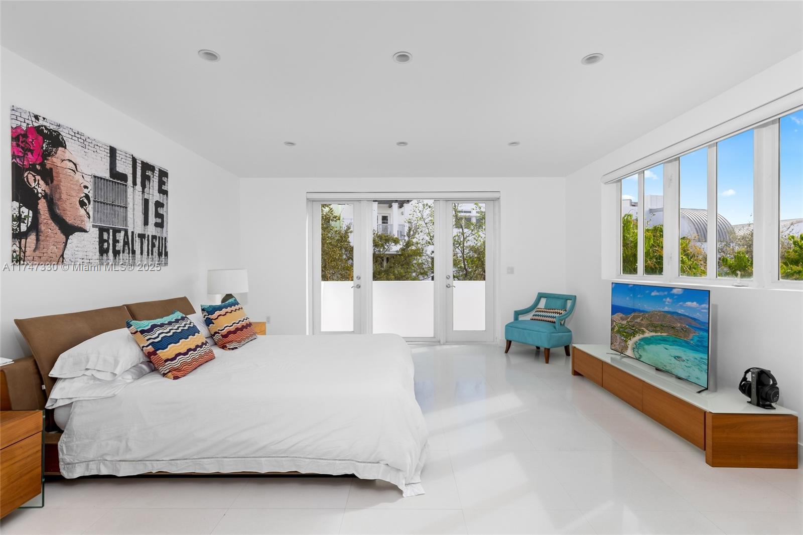 AQUA AT ALLISON ISLAND - Residential