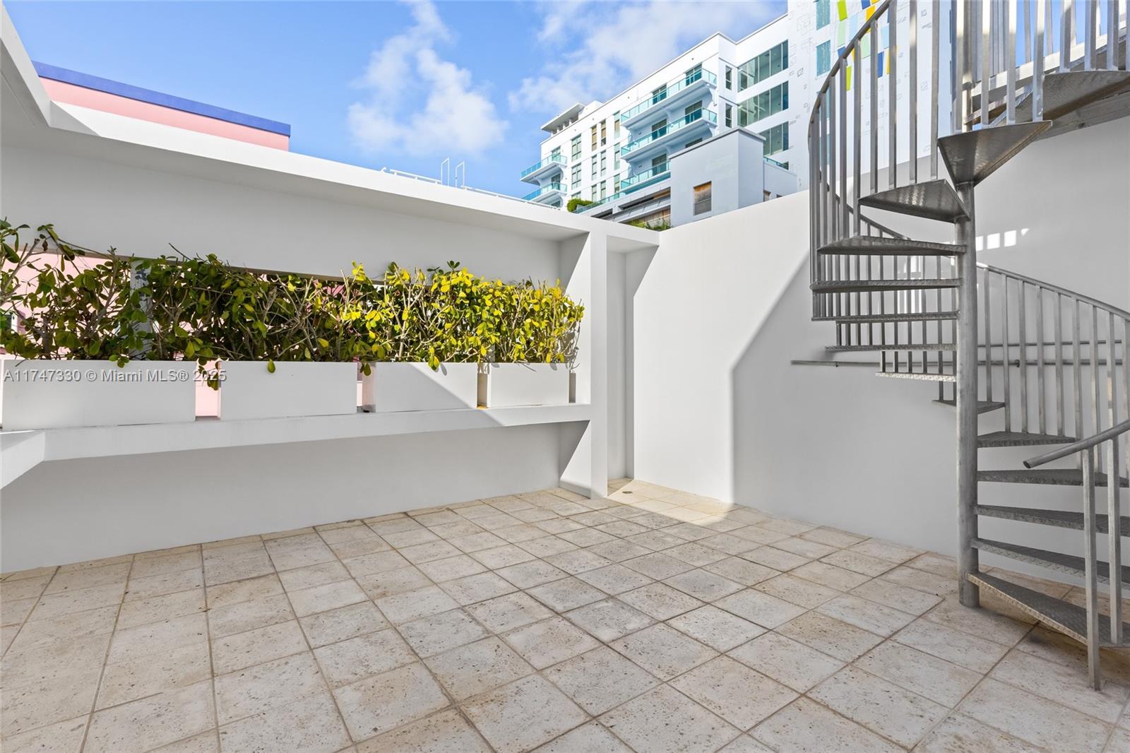 AQUA AT ALLISON ISLAND - Residential