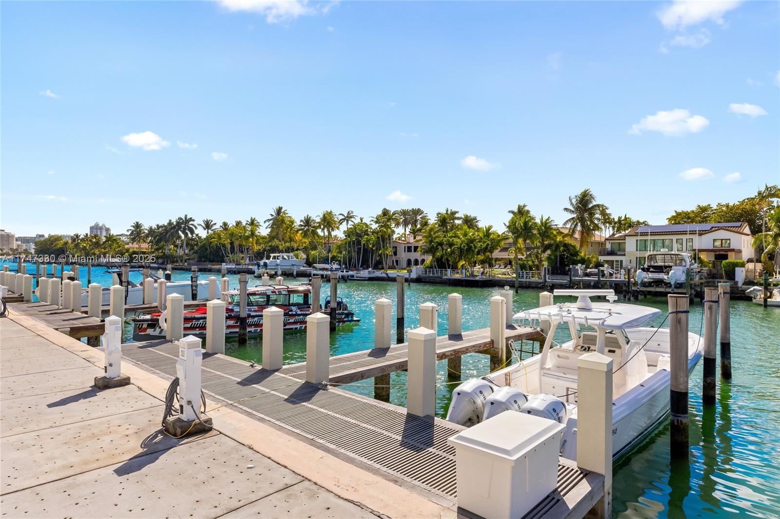 AQUA AT ALLISON ISLAND - Residential