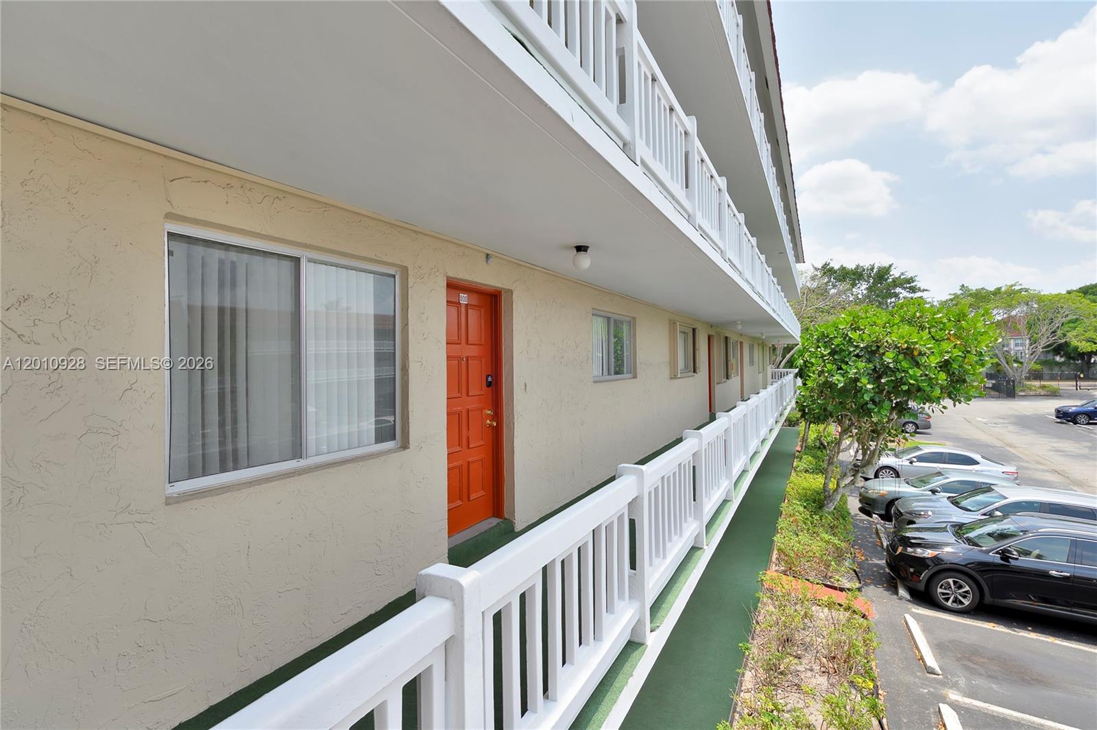 LAS VISTAS D IN INVERRARY - Residential