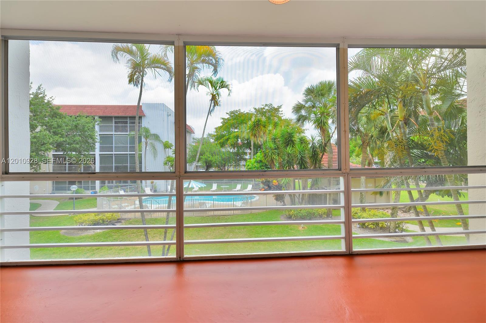 LAS VISTAS D IN INVERRARY - Residential