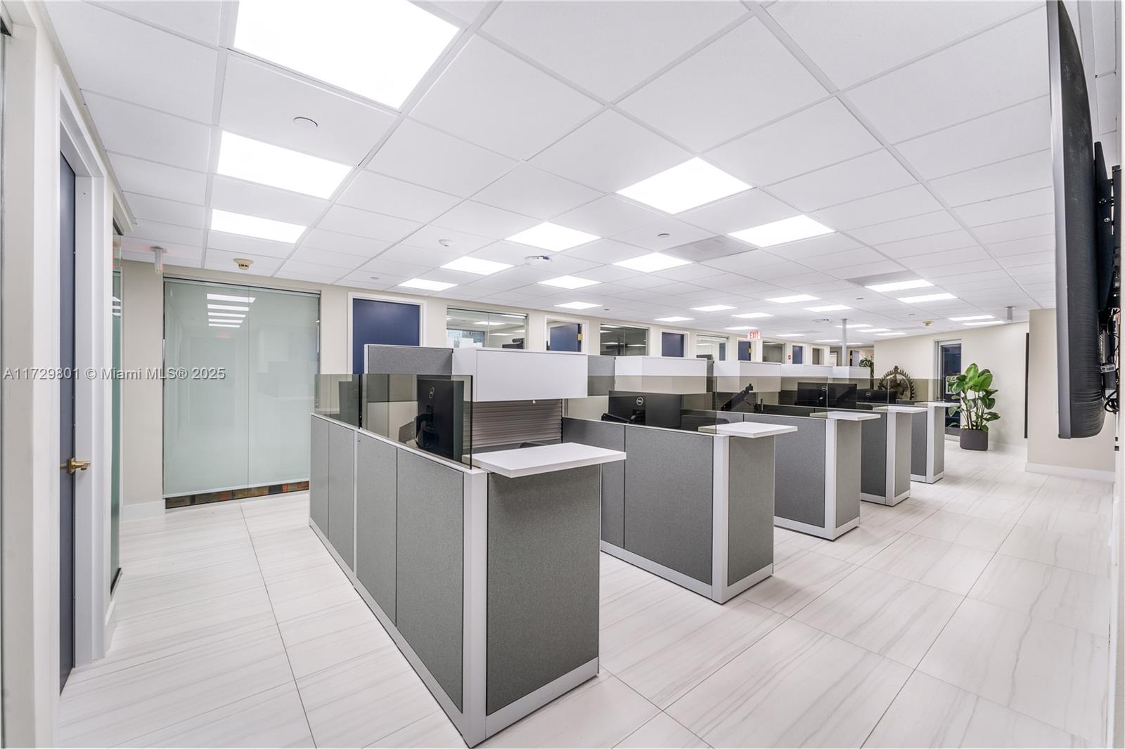 1200 Brickell Ave 950-A