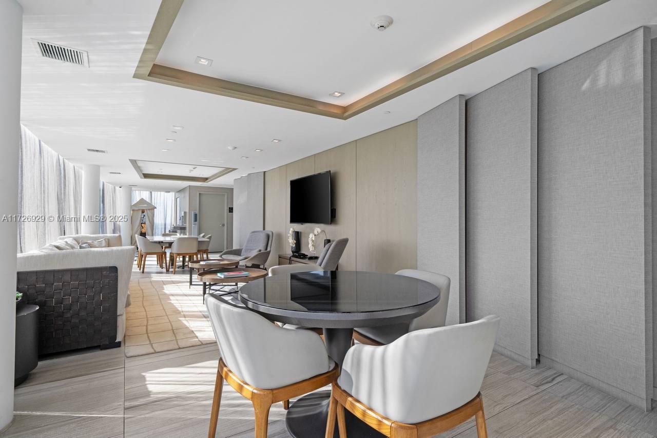4010 SOUTH OCEAN CONDO - Residential