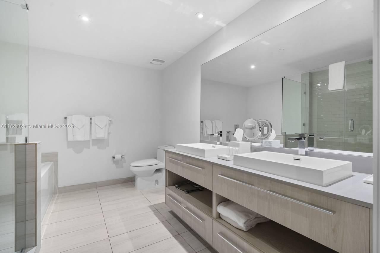 4010 SOUTH OCEAN CONDO - Residential