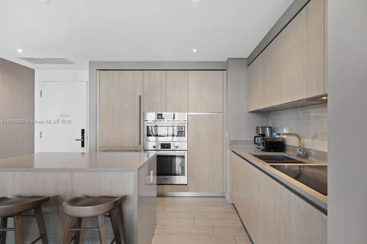 4010 SOUTH OCEAN CONDO - Residential
