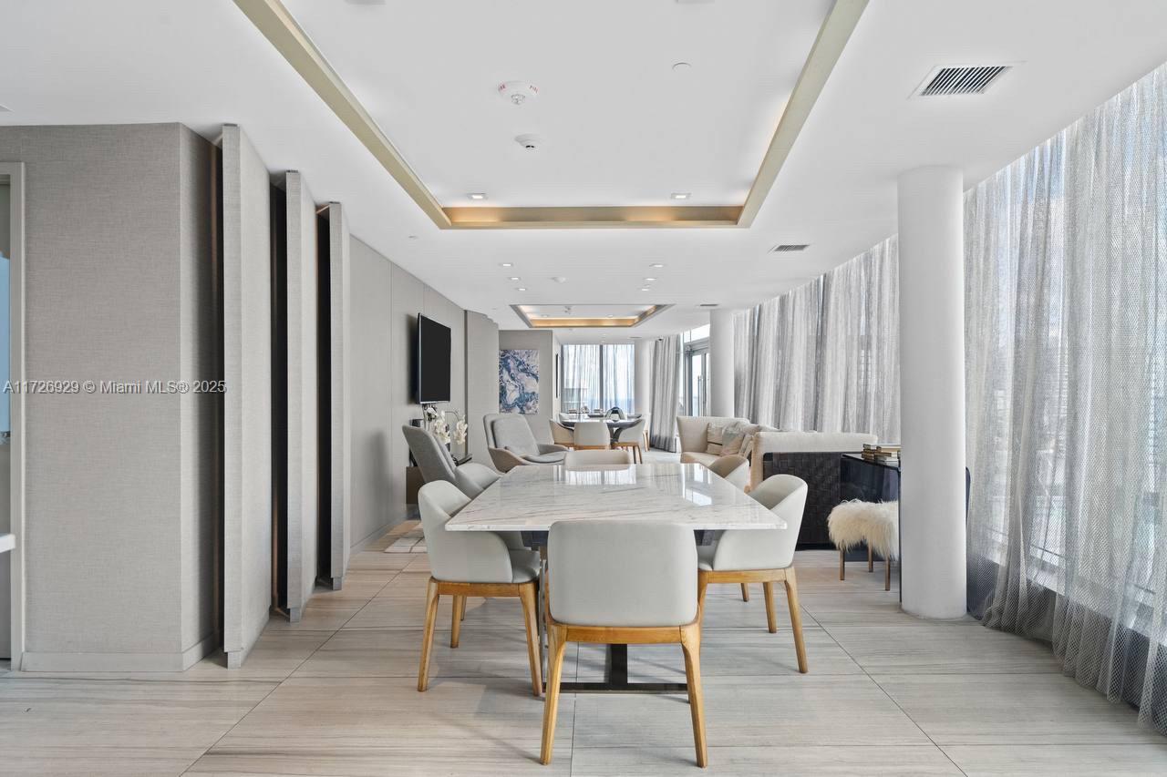 4010 SOUTH OCEAN CONDO - Residential