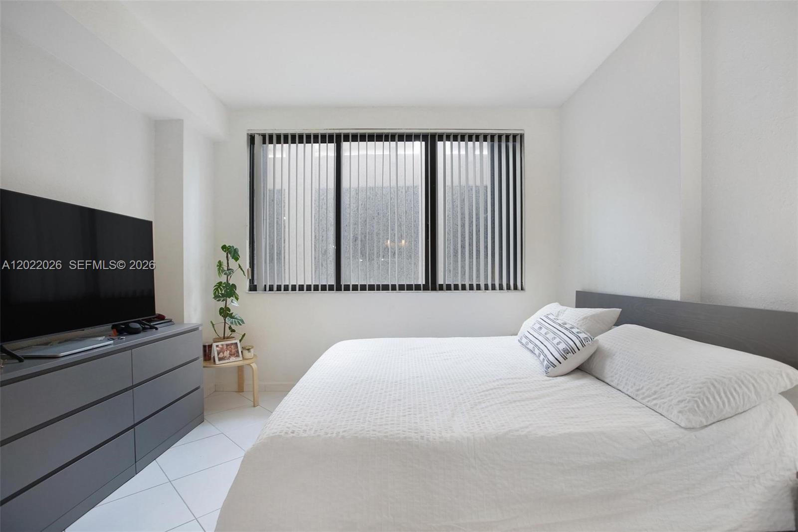 BRICKELL KEY II CONDO - Residential