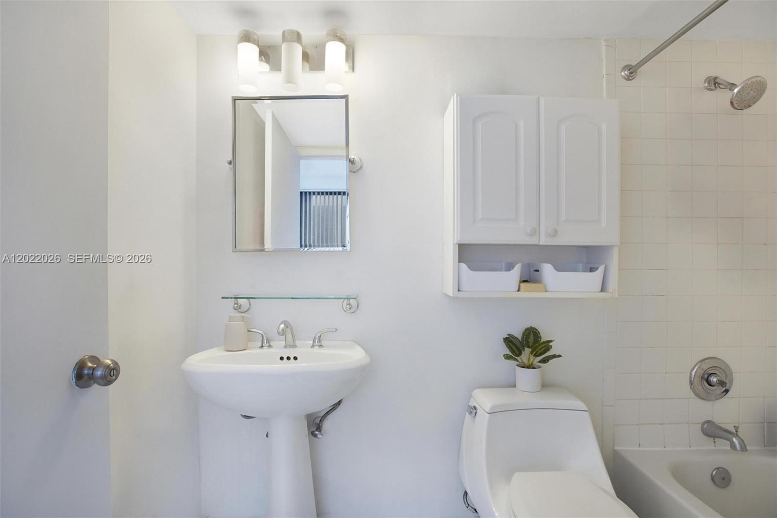 BRICKELL KEY II CONDO - Residential