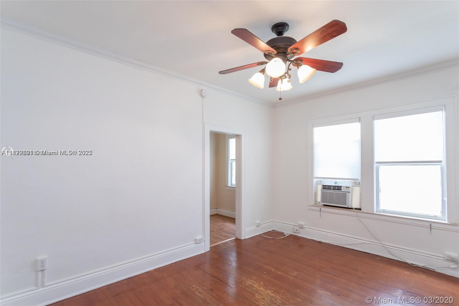 126 Mendoza Ave 9