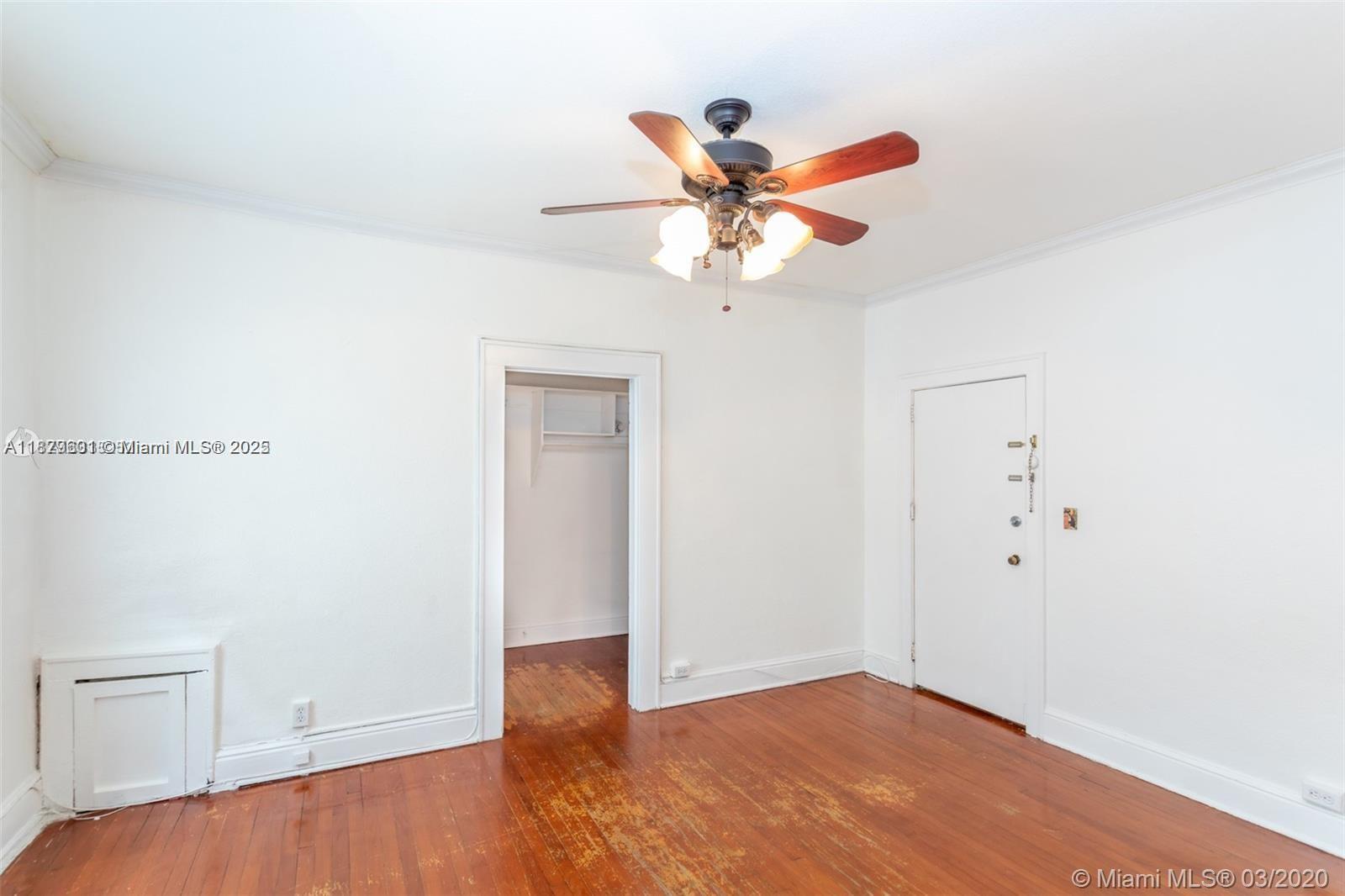 126 Mendoza Ave 9