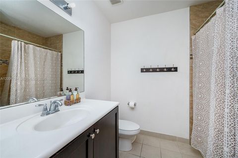 Tiny photo for 27524 SW 140th Ave, Homestead, FL 33032 (MLS # A12006224)