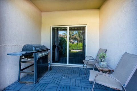 Tiny photo for 27524 SW 140th Ave, Homestead, FL 33032 (MLS # A12006224)