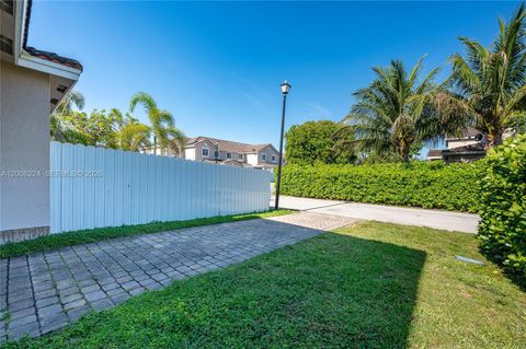 Tiny photo for 27524 SW 140th Ave, Homestead, FL 33032 (MLS # A12006224)