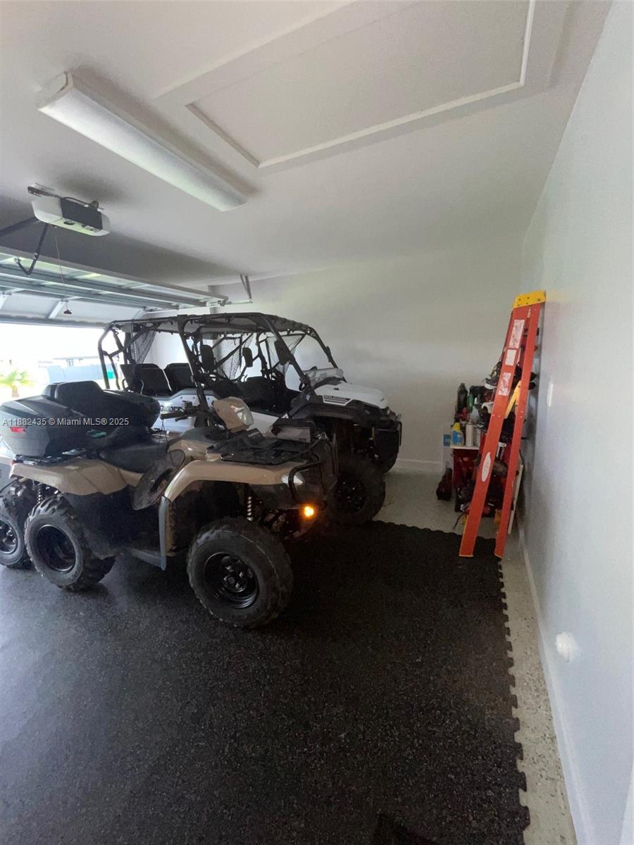 ZAMORA ESTATES - Residential