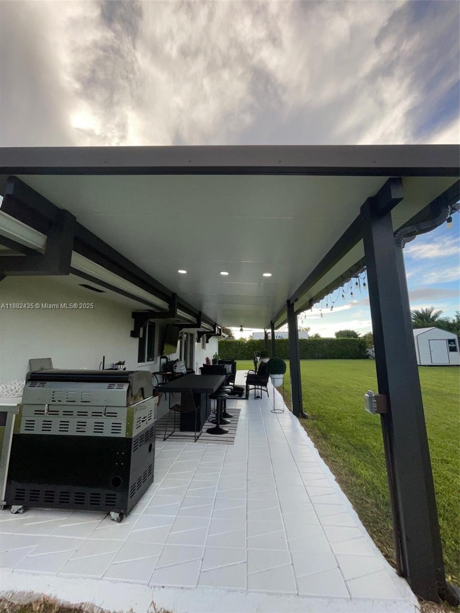 ZAMORA ESTATES - Residential