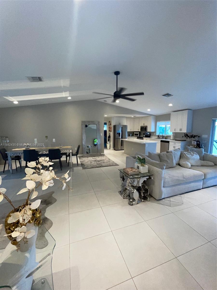 ZAMORA ESTATES - Residential