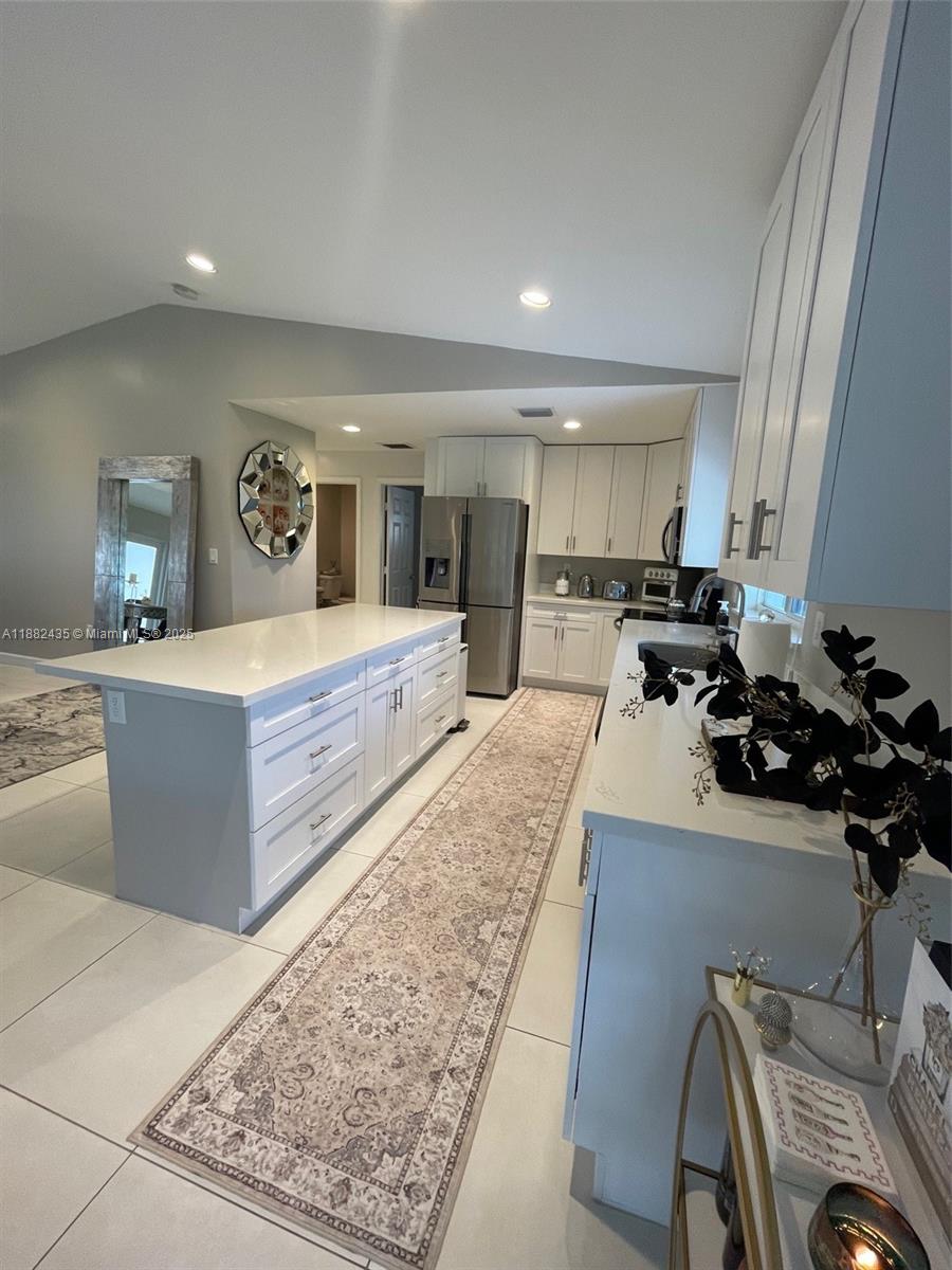 ZAMORA ESTATES - Residential