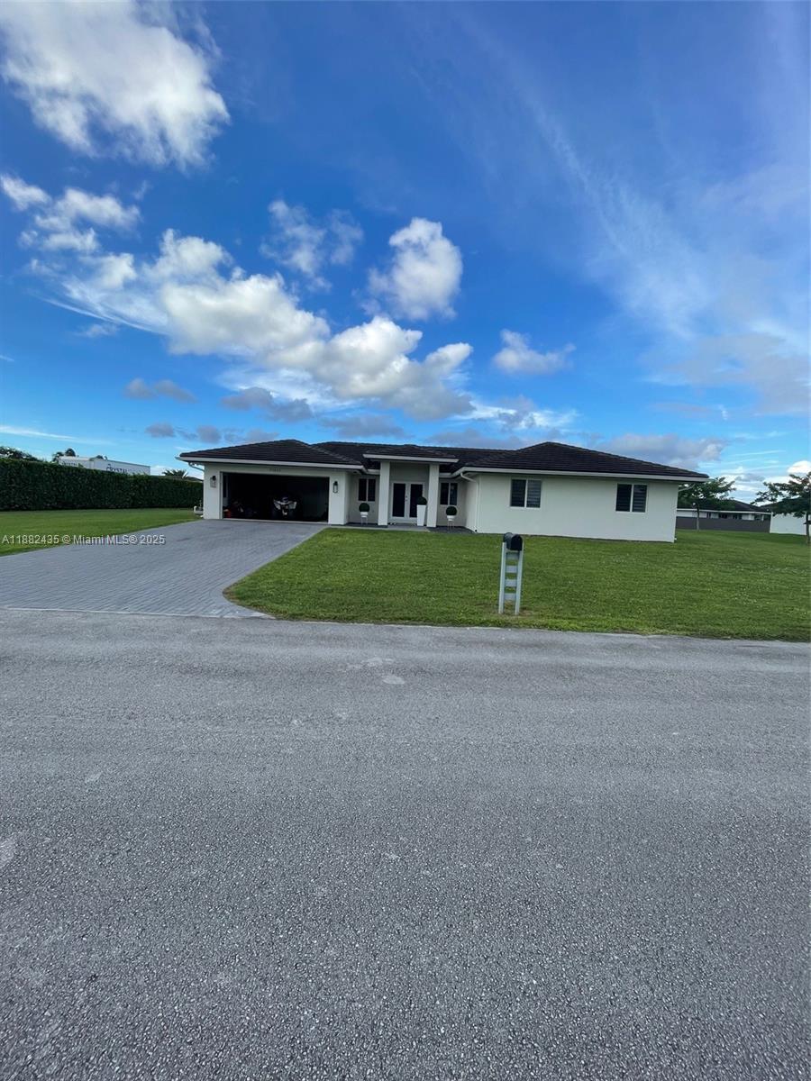 ZAMORA ESTATES - Residential