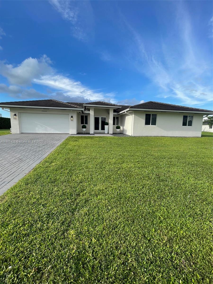 ZAMORA ESTATES - Residential