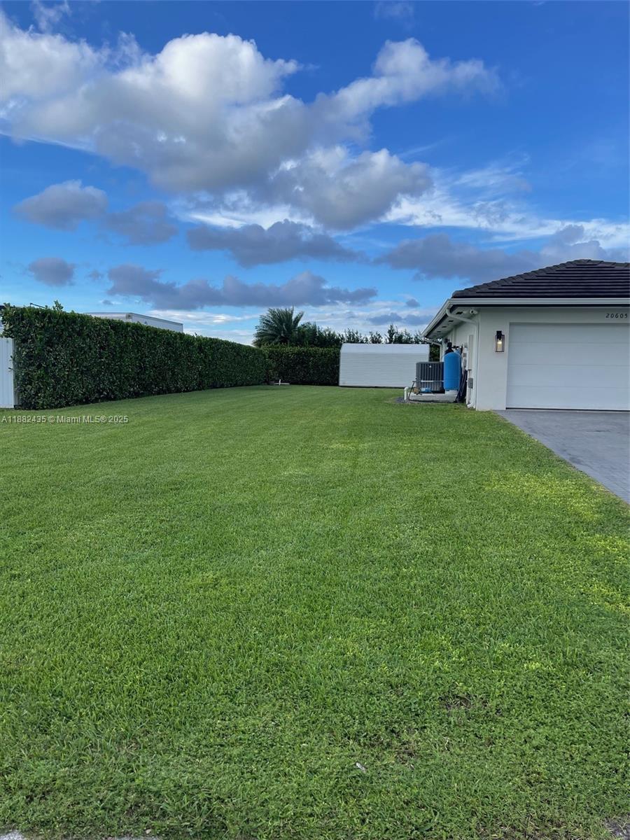 ZAMORA ESTATES - Residential