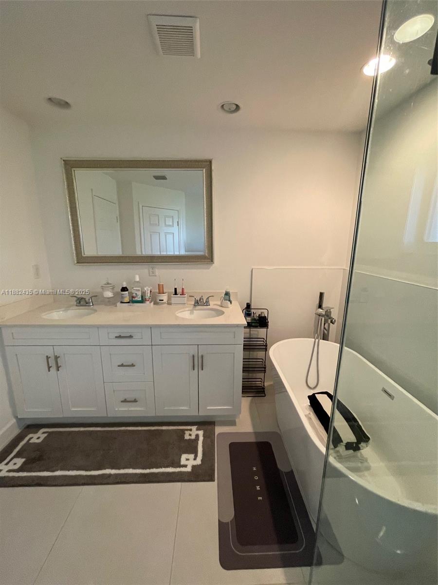 ZAMORA ESTATES - Residential