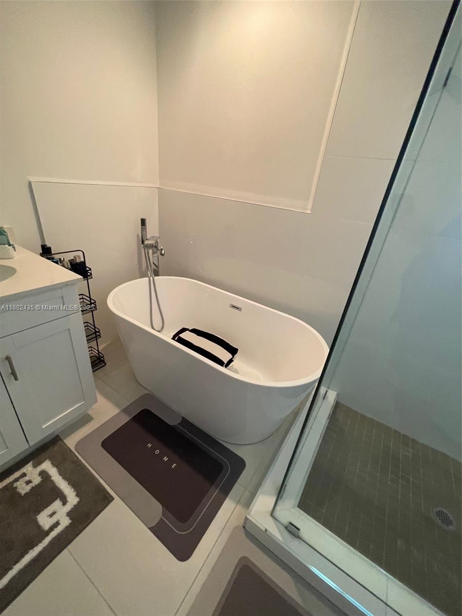 ZAMORA ESTATES - Residential