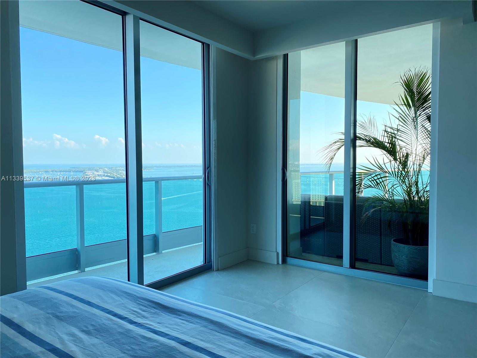 JADE RESIDENCES  BRICKELL - Residential