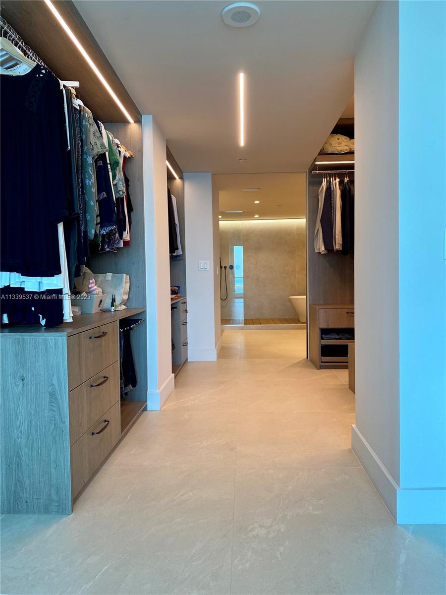 JADE RESIDENCES  BRICKELL - Residential