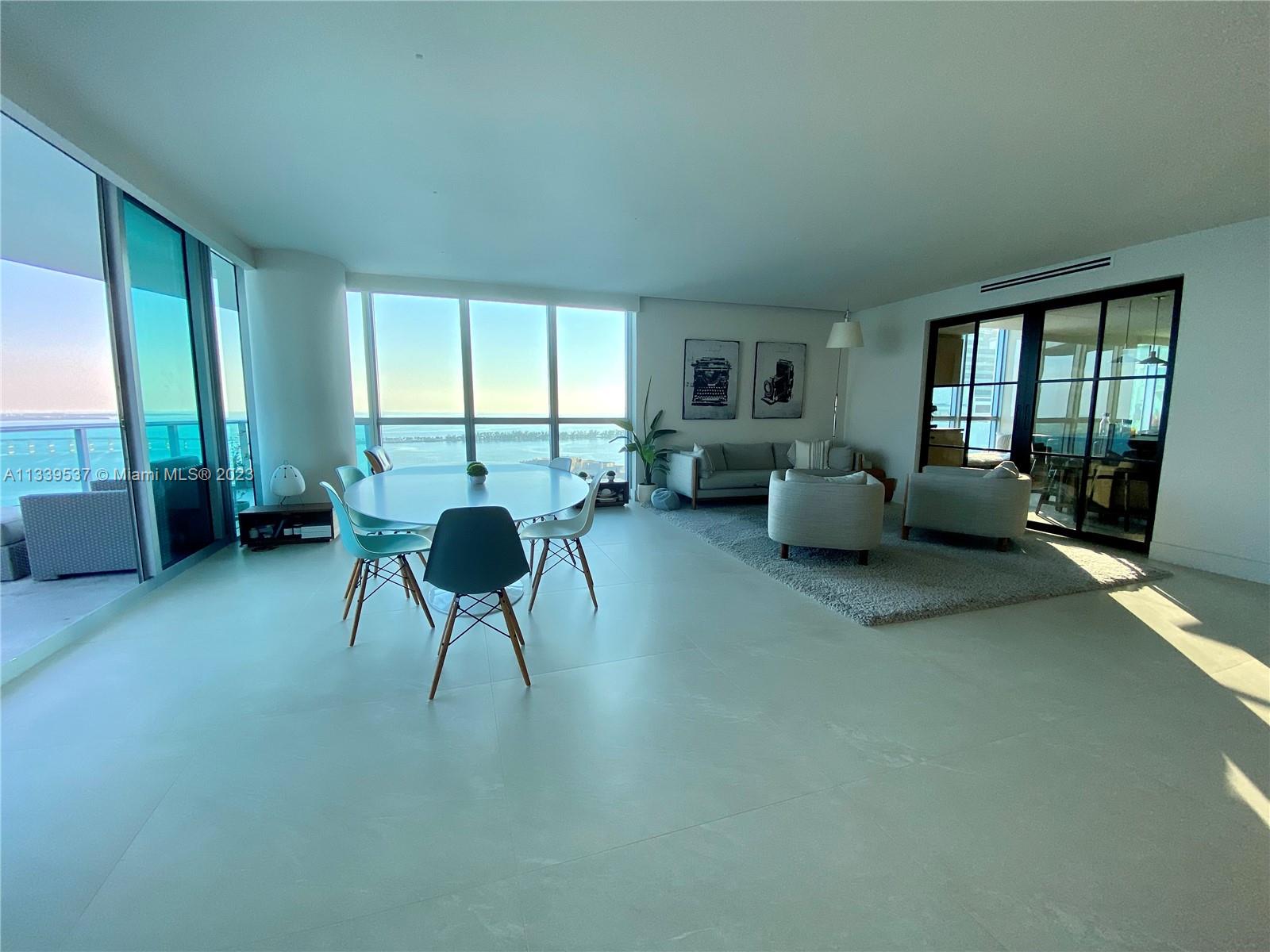 JADE RESIDENCES  BRICKELL - Residential