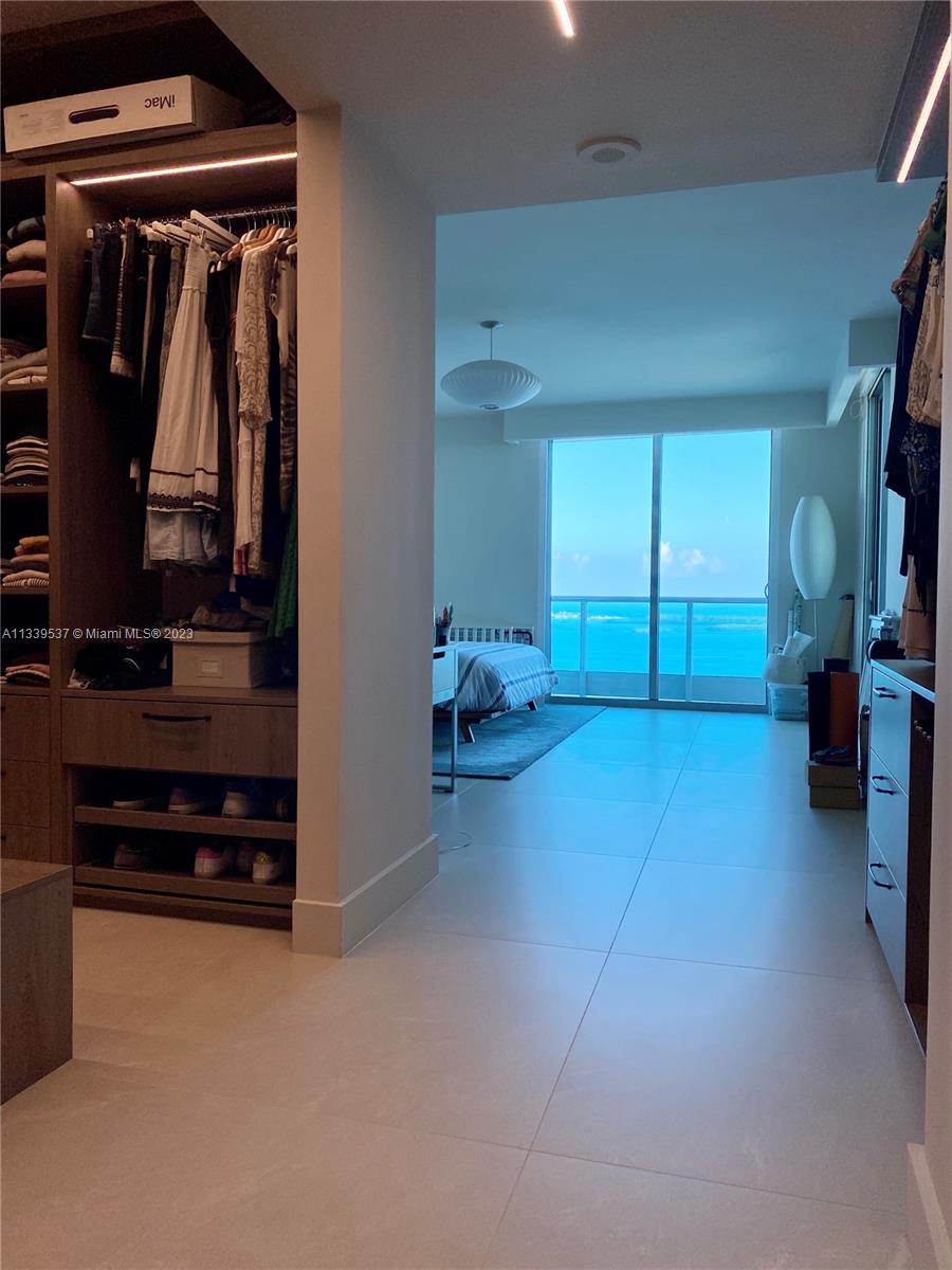 JADE RESIDENCES  BRICKELL - Residential