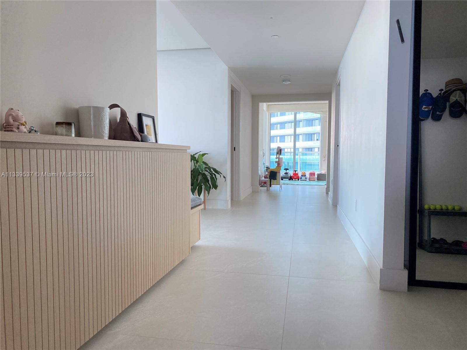 JADE RESIDENCES  BRICKELL - Residential