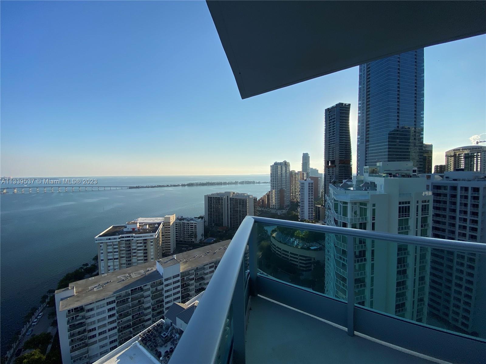 JADE RESIDENCES  BRICKELL - Residential