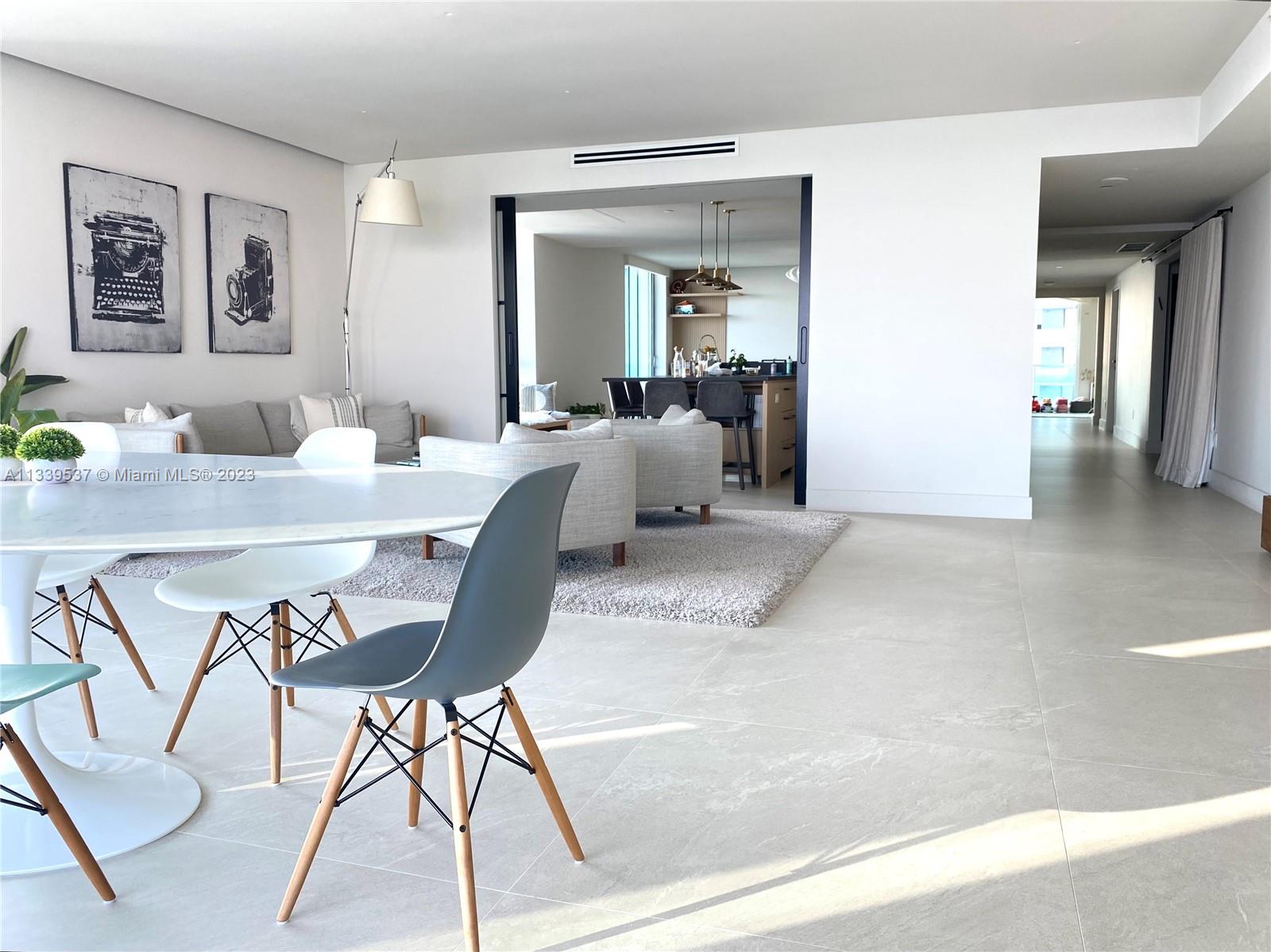 JADE RESIDENCES  BRICKELL - Residential