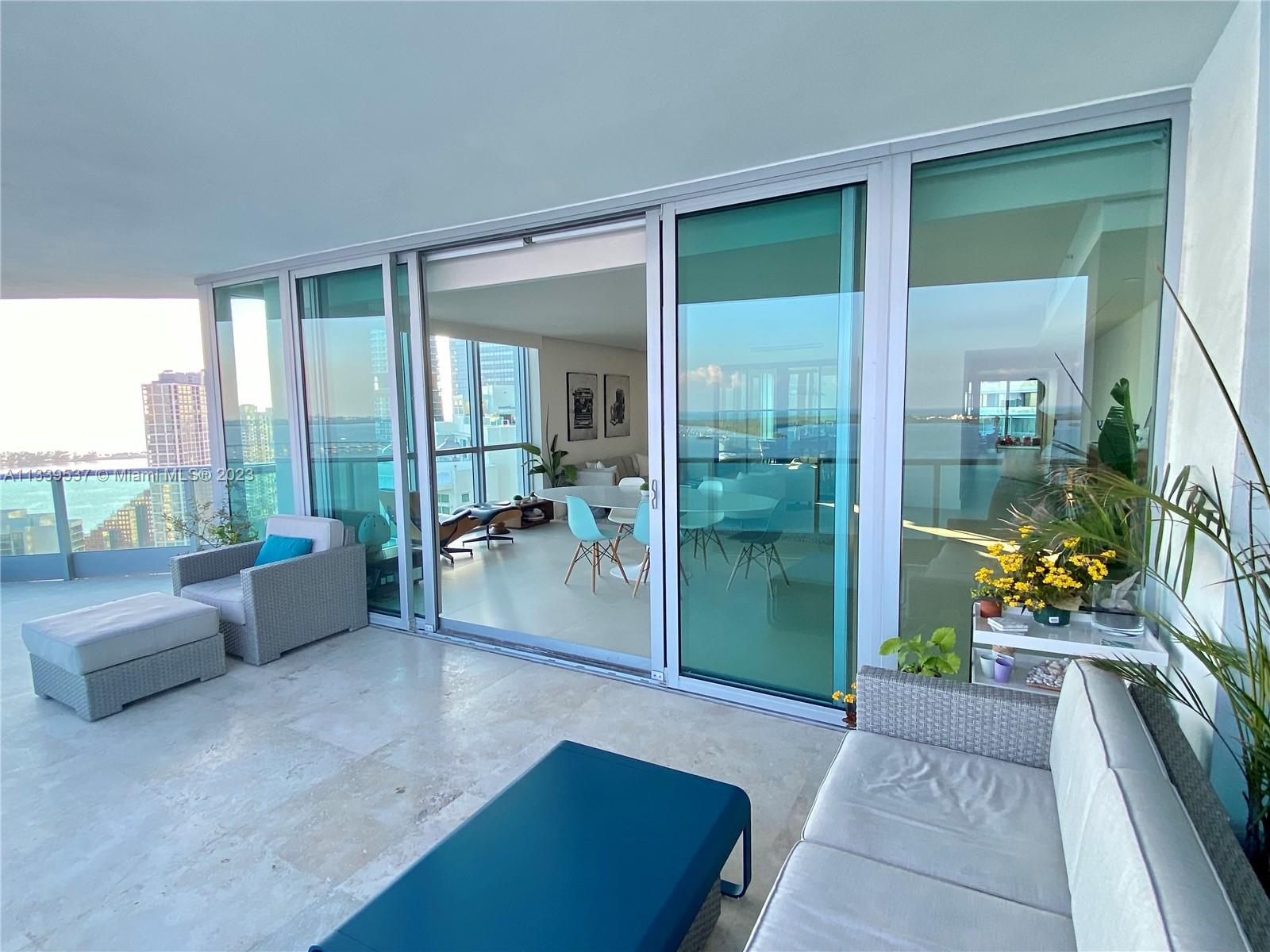 JADE RESIDENCES  BRICKELL - Residential