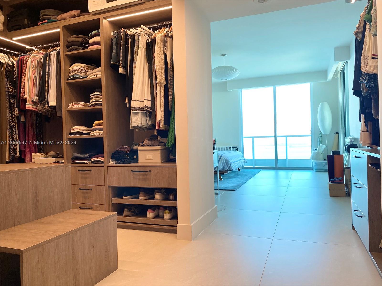 JADE RESIDENCES  BRICKELL - Residential