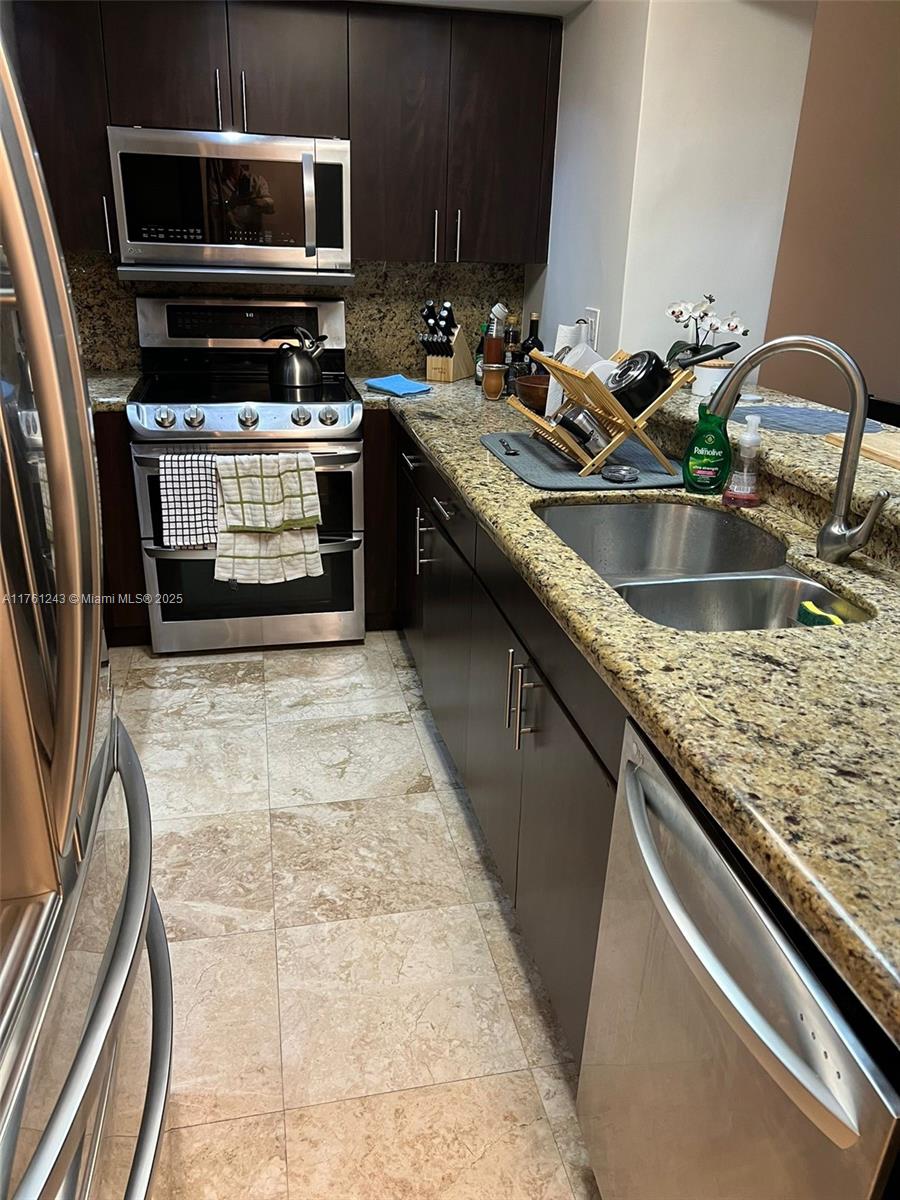 800 N Miami Ave E-405