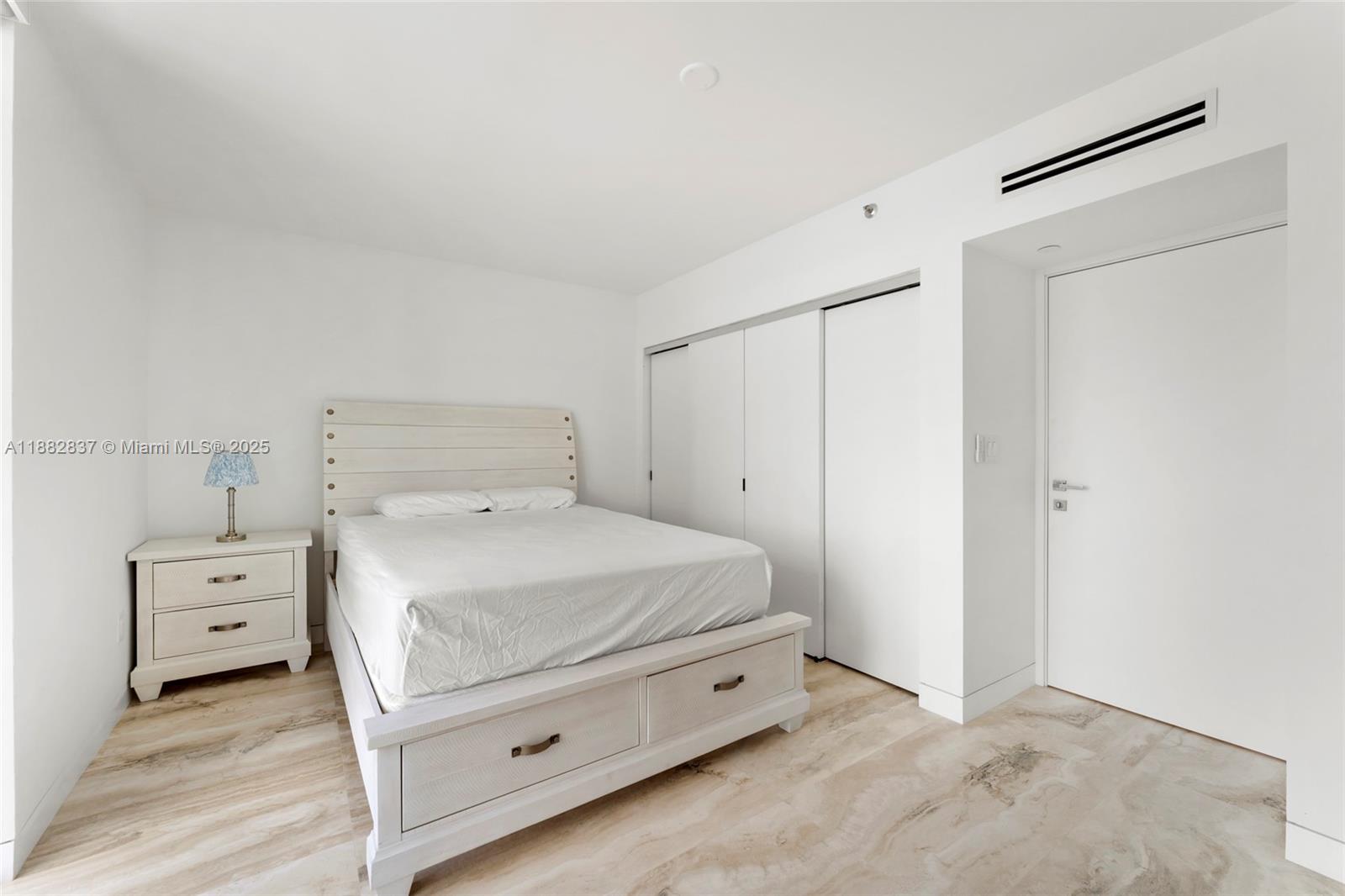 THE GRANDVIEW CONDO - Residential Lease